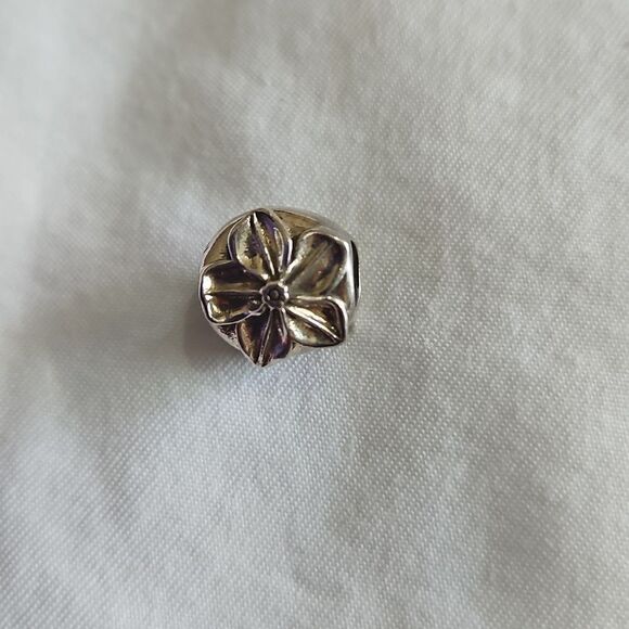 Chamilia Sterling Silver Flower Charm - Picture 8 of 16